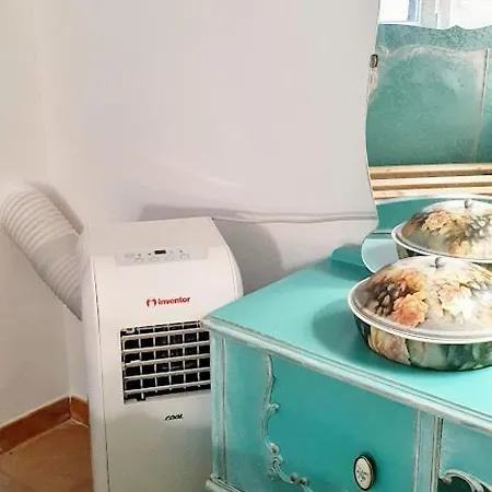 Yacht Front Studio-back Yard - No 6 Apartment *