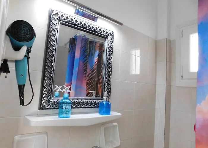 Apartment Yacht Front Studio-back Yard - No 6