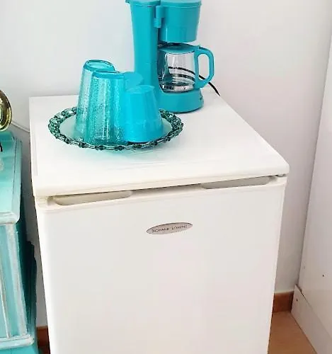 Yacht Front Studio-back Yard - No 6 * Chora