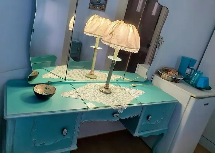 Apartment Yacht Front Studio-back Yard - No 6 *